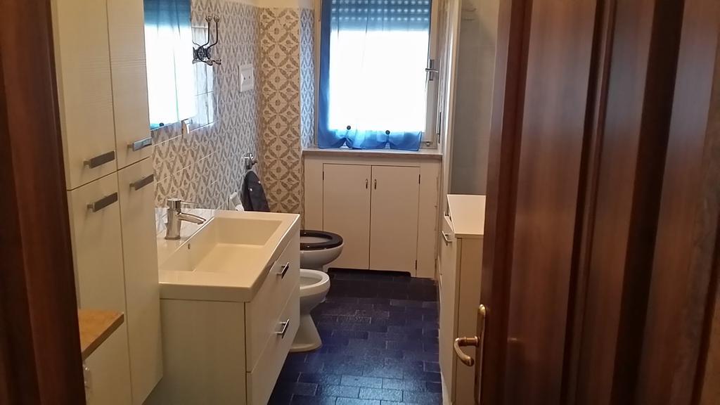 Апартаменти Casa Farinati 2 Верона Номер фото